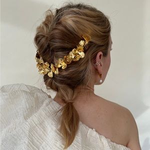 LELET POPPY VEE HALO